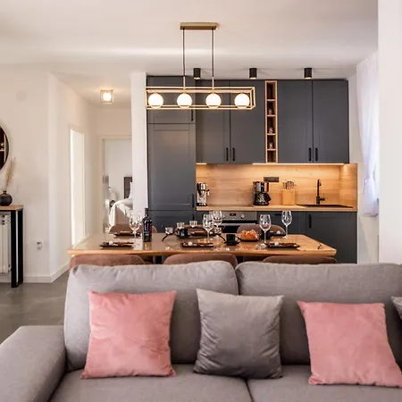 Villa Niko With Heated Pool